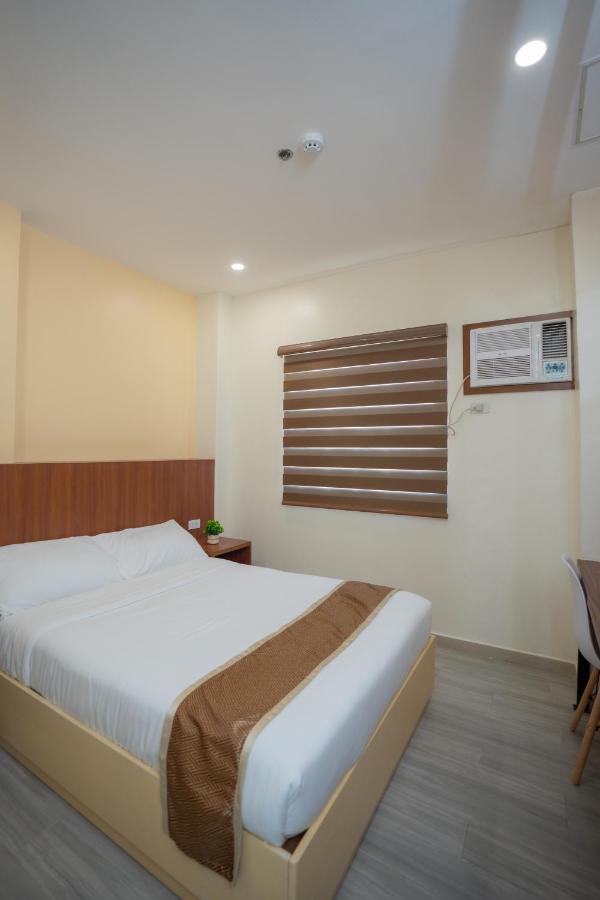Sundaze Dormitel Hotel Naga  Ngoại thất bức ảnh