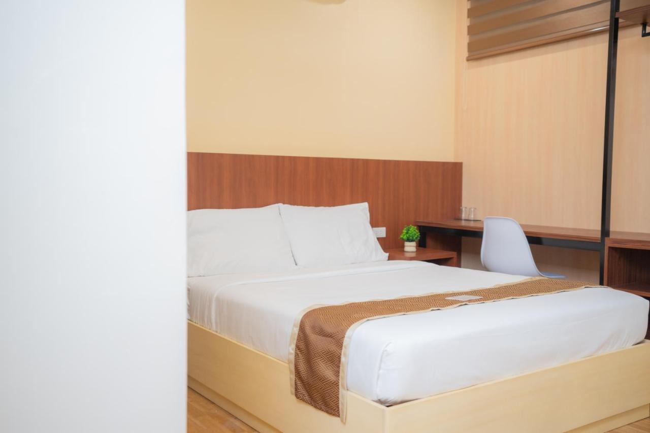 Sundaze Dormitel Hotel Naga  Ngoại thất bức ảnh